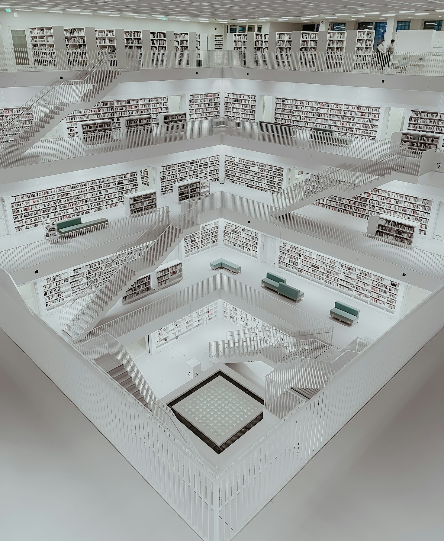 Transforming Education with Minimalist Design